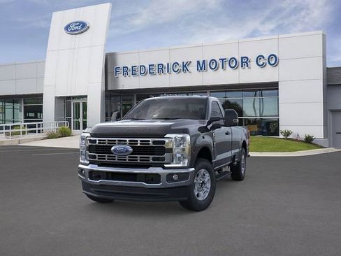 New 2026 Ford F250 XLT w/ FX4 Off-Road Package AWD/4WD image 2