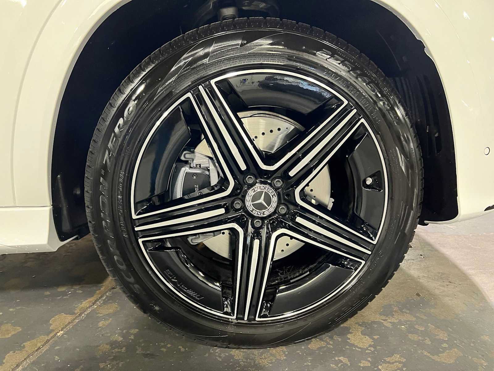 Used 2026 Mercedes-Benz GLE 450e 4MATIC image 9