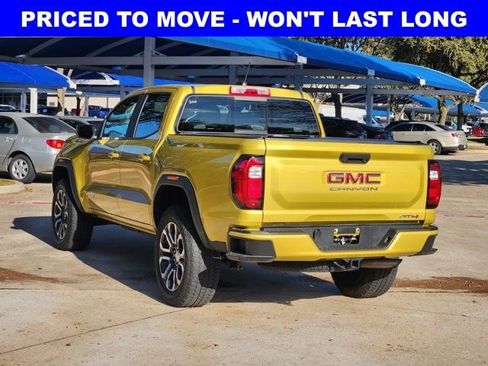 Used 2023 GMC Canyon AT4 image 3