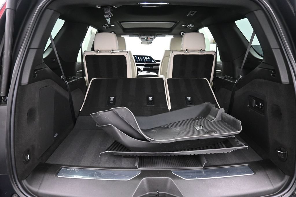 Used 2023 Cadillac Escalade Sport w/ Touring Package AWD/4WD image 25