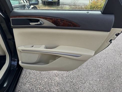 Used 2014 Lincoln MKZ AWD image 41