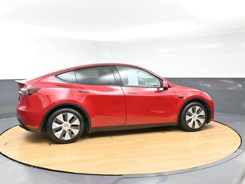 Used 2023 Tesla Model Y Long Range AWD/4WD image 11