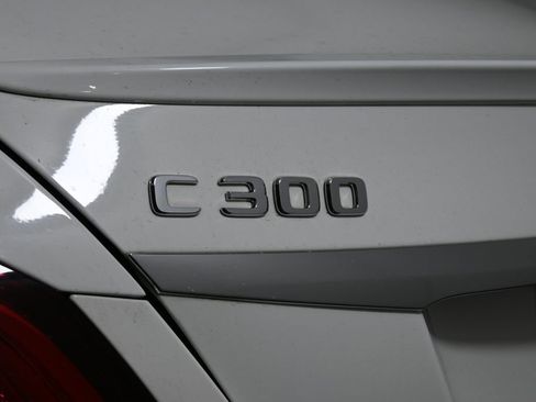 Used 2019 Mercedes-Benz C 300 4MATIC Sedan image 37