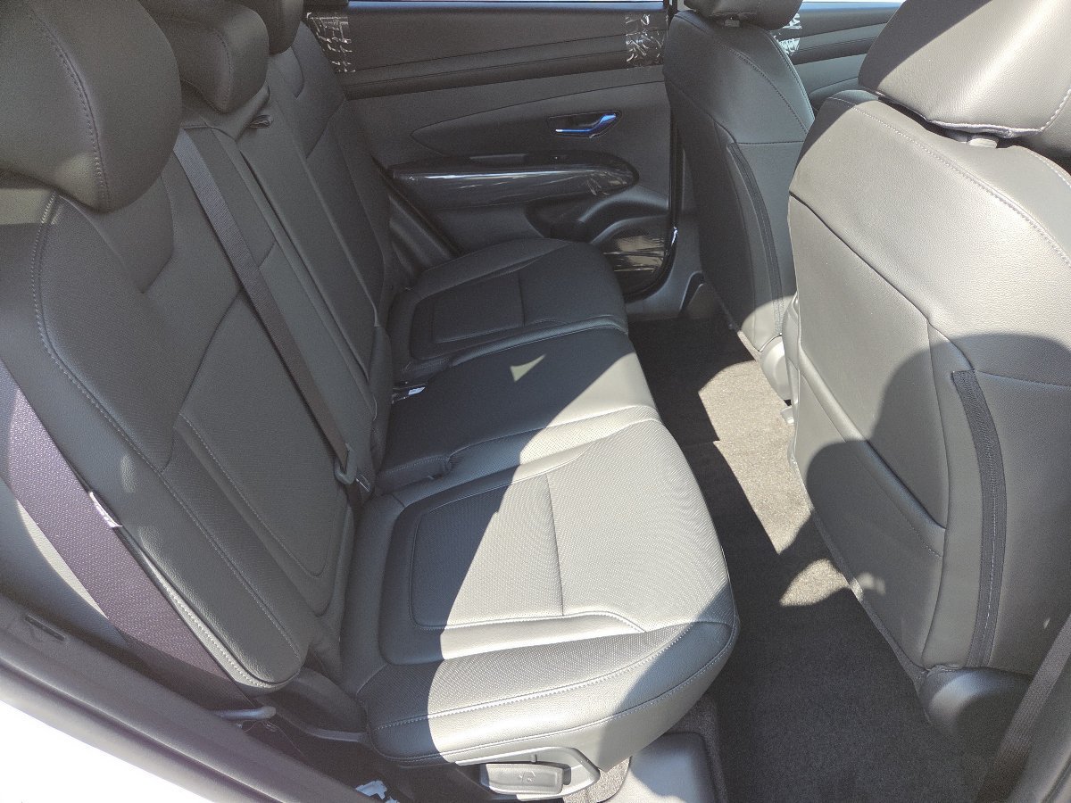 New 2026 Hyundai Tucson SEL Plus w/ Tow & Go Package AWD/4WD image 25