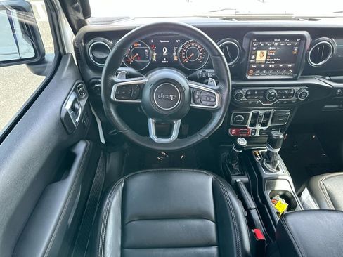 Used 2023 Jeep Wrangler Unlimited Rubicon 392 AWD/4WD image 22