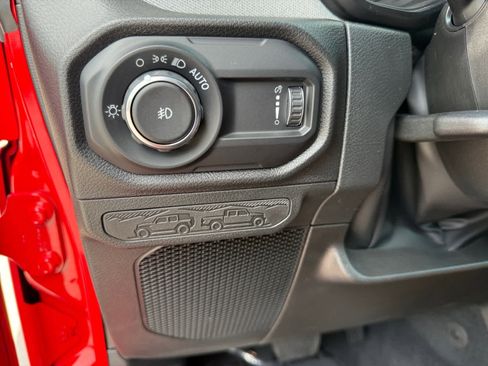 Used 2024 Jeep Wrangler Unlimited Sport AWD/4WD image 25