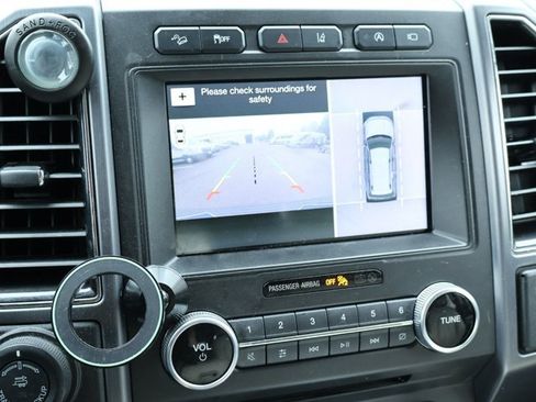 Used 2018 Ford Expedition Platinum AWD/4WD image 13