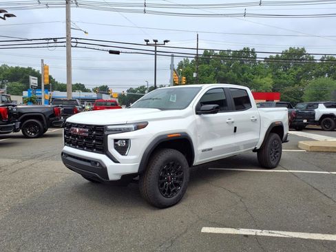 New 2026 GMC Canyon Elevation w/ Convenience Package image 3