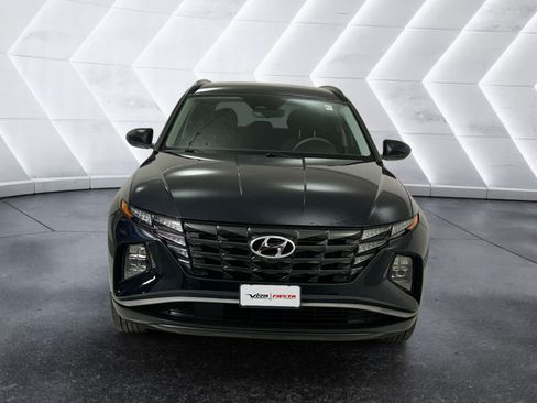 Used 2024 Hyundai Tucson SEL FWD image 2