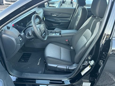 New 2026 Nissan Sentra SV w/ SV Convenience Package FWD image 9