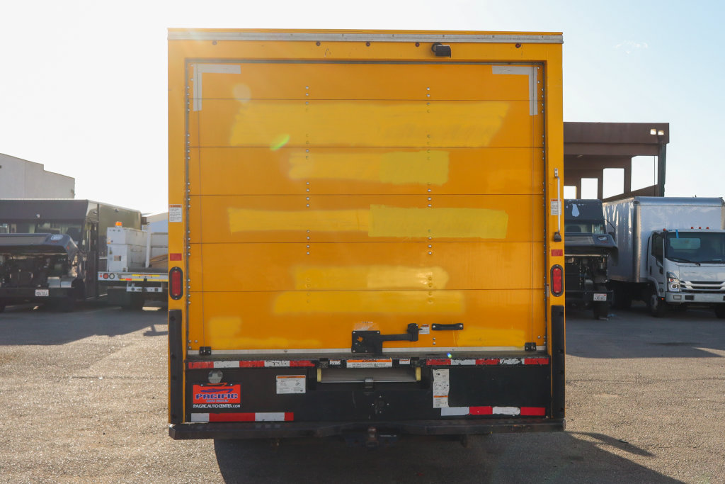 Used 2022 Ford E-350 and Econoline 350 Super Duty RWD image 7