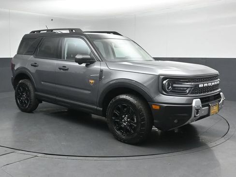 Certified 2025 Ford Bronco Sport Badlands AWD/4WD image 1