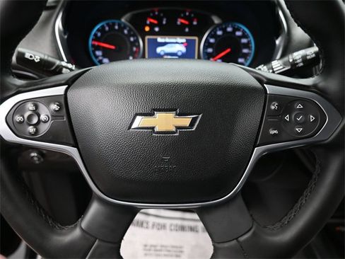 Used 2023 Chevrolet Traverse LT image 21