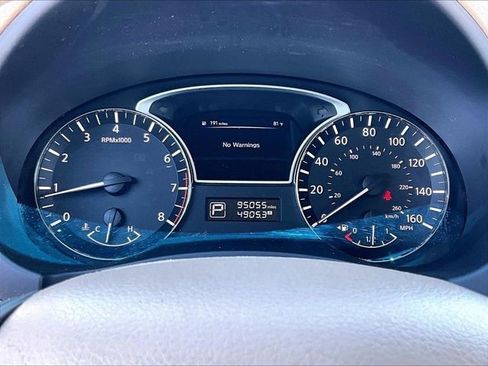 Used 2014 Nissan Altima 2.5 S w/ Sport Value Package FWD image 25