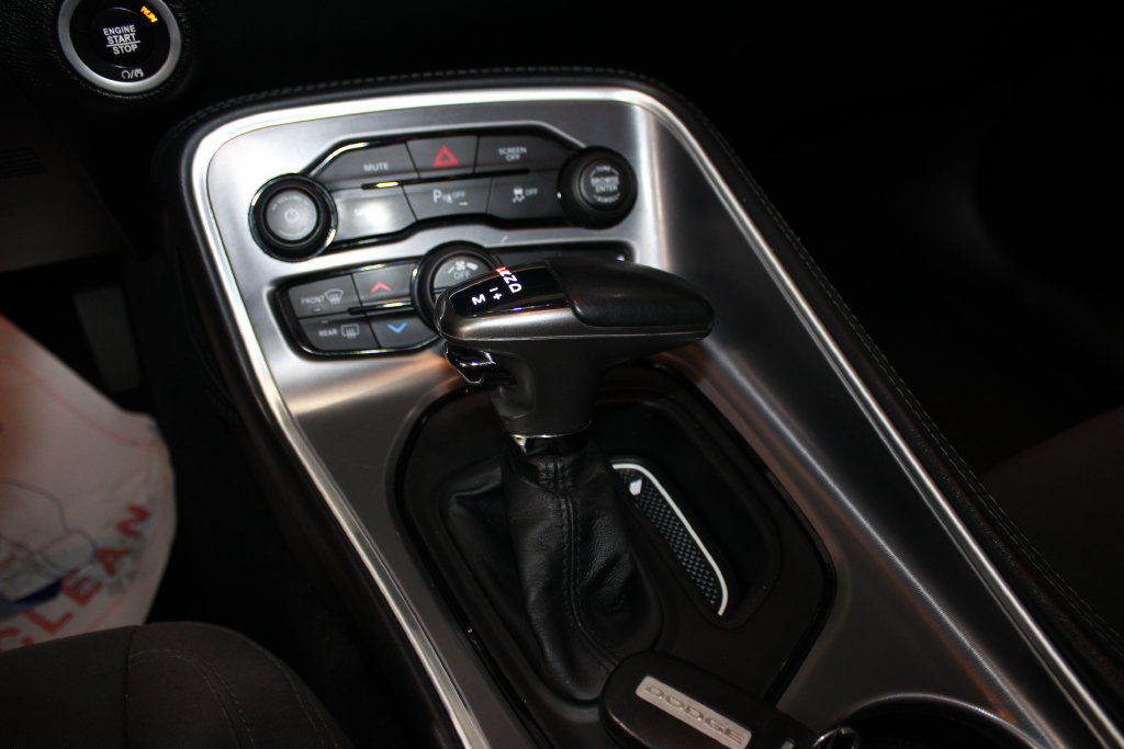 Used 2019 Dodge Challenger R/T RWD image 36