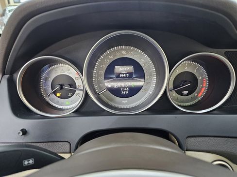 Used 2013 Mercedes-Benz C 300 Sport image 29