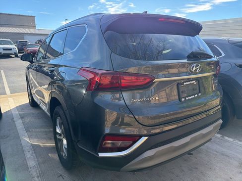 Used 2019 Hyundai Santa Fe SEL image 4
