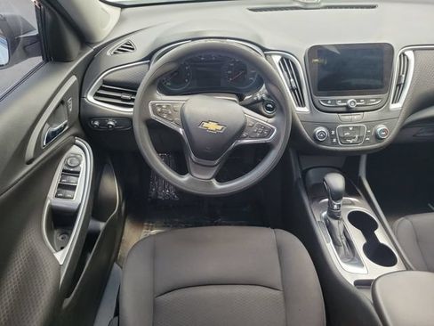 Used 2022 Chevrolet Malibu LS FWD image 14