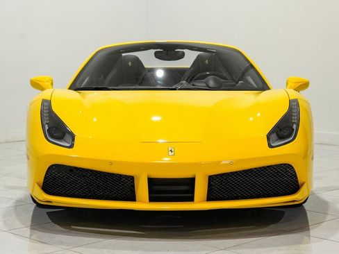 Used 2017 Ferrari 488 Spider image 3