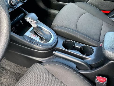 Used 2024 Kia Forte LXS FWD image 15