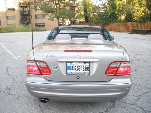 Used 2003 Mercedes-Benz CLK 430 Cabriolet image 10