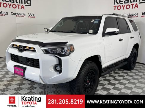 Used 2023 Toyota 4Runner SR5 Premium image 8
