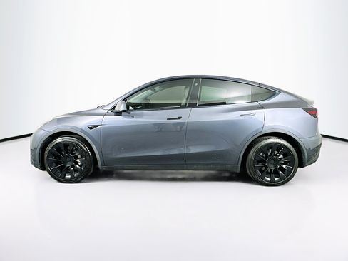 Used 2022 Tesla Model Y Long Range AWD/4WD image 4