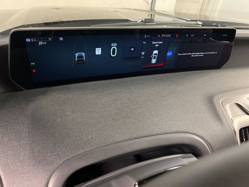 New 2025 Ford Expedition Active image 23