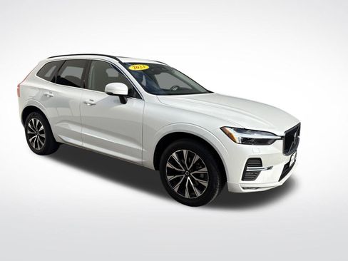 Certified 2023 Volvo XC60 B5 Core image 9