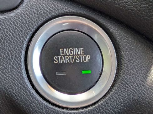 Used 2018 Chevrolet Equinox LT w/ Sun & Infotainment Package AWD/4WD image 29