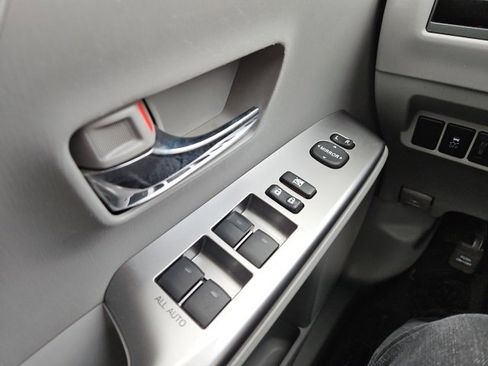 Used 2015 Toyota Prius V Five image 29