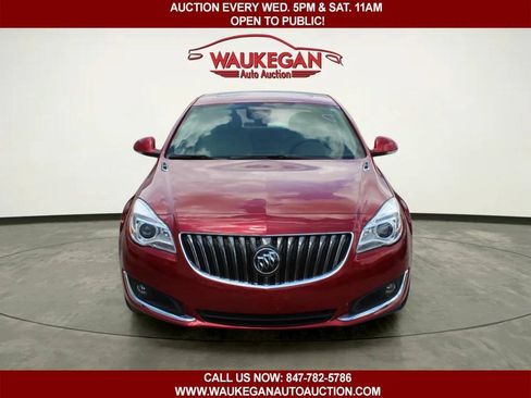 Used 2014 Buick Regal Premium w/ Driver Confidence Package #2 FWD image 2