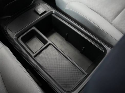 Used 2015 Honda CR-V LX image 25