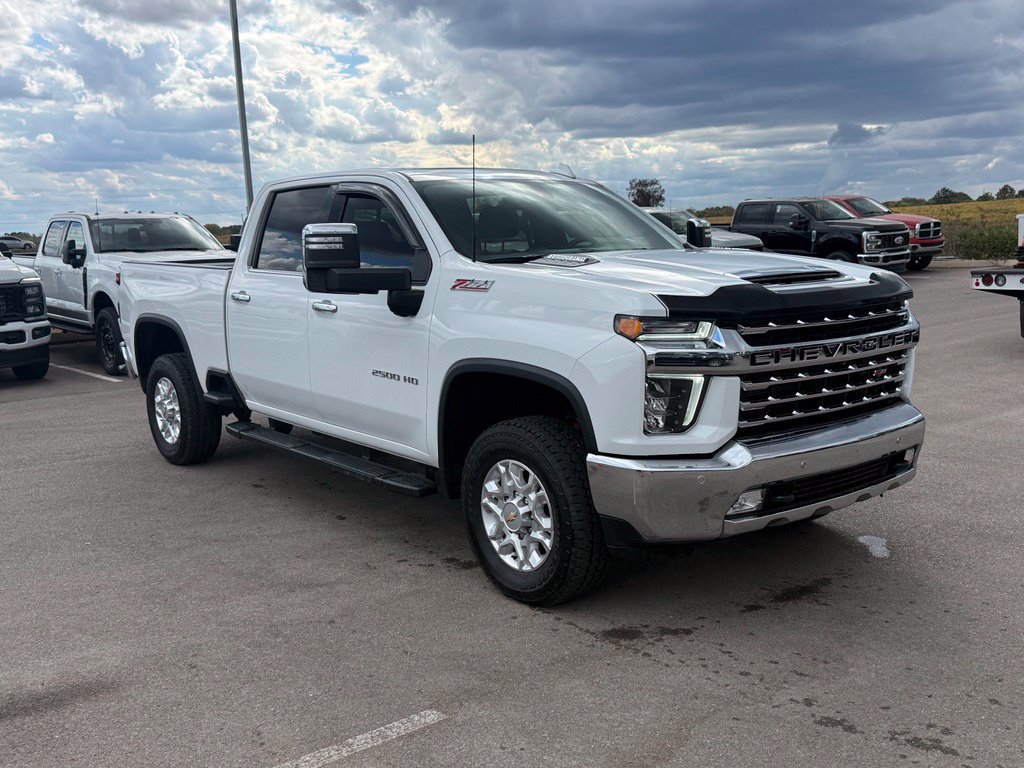 Used 2021 Chevrolet Silverado 2500 LTZ w/ LTZ Convenience Package AWD/4WD image 2