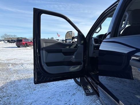 Used 2024 Ford F250 XLT image 24