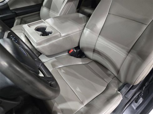 Used 2021 Ford F250 XL w/ Power Equipment Group image 15