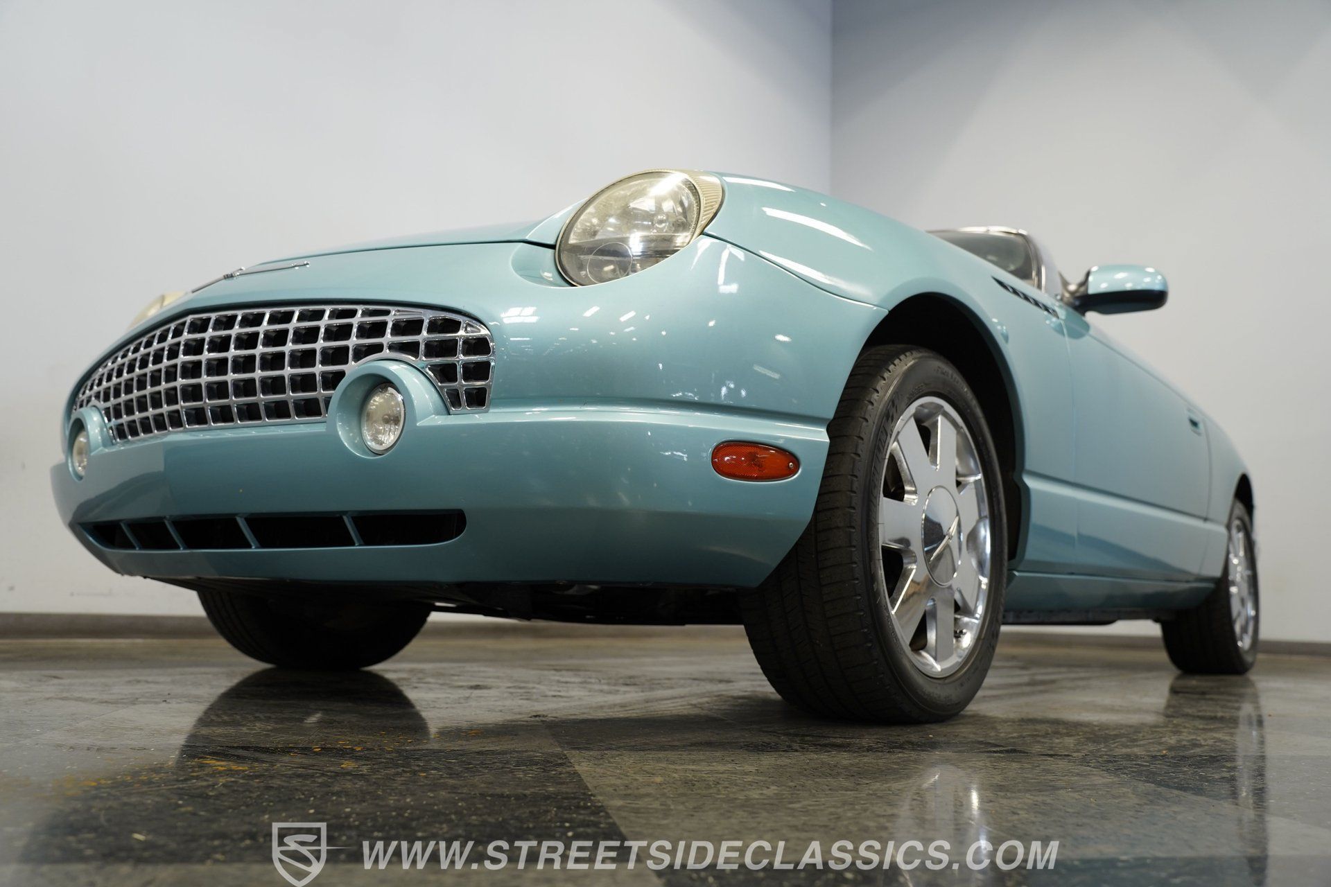 Used 2002 Ford Thunderbird RWD image 20