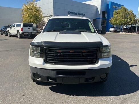Used 2014 GMC Sierra 2500 SLE image 4