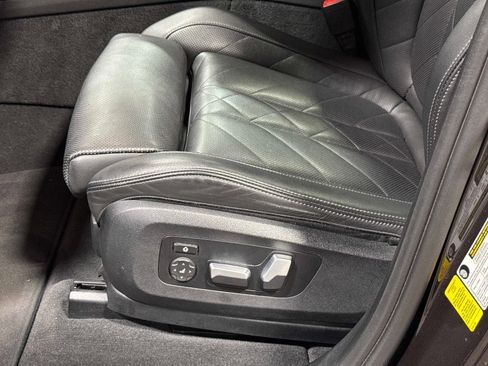 Used 2023 BMW X5 sDrive40i image 21