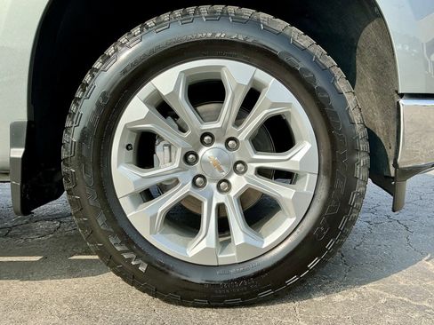 Used 2025 Chevrolet Silverado 1500 LTZ image 20