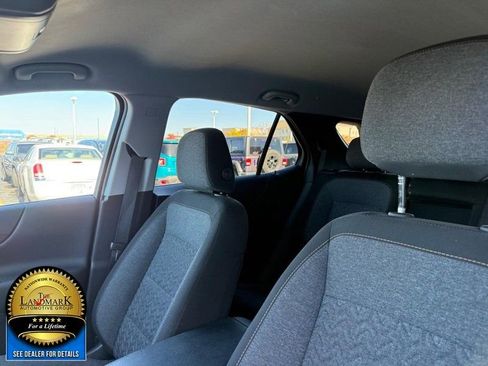 Used 2024 Chevrolet Equinox LT image 11