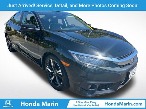 Used 2017 Honda Civic Touring image 1