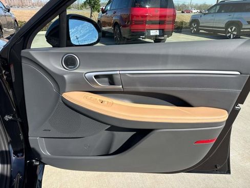 New 2026 Hyundai Sonata Limited image 17