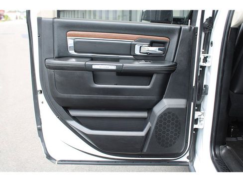 Used 2016 RAM 3500 Laramie image 14