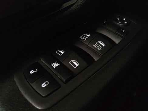 Used 2022 RAM 1500 Tradesman w/ Level 1 Safety Group AWD/4WD image 27
