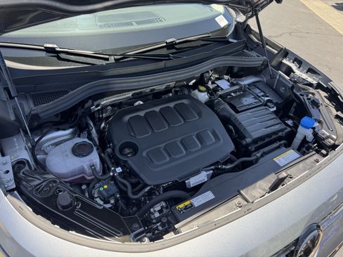 Certified 2025 Volkswagen Tiguan S FWD image 34