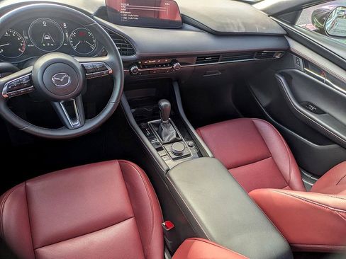 Certified 2025 MAZDA MAZDA3 Carbon image 26