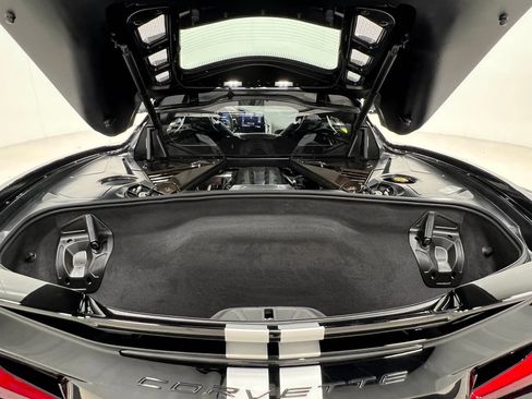 Used 2020 Chevrolet Corvette Stingray Premium Cpe w/ 3LT Preferred Equipment Group RWD image 31