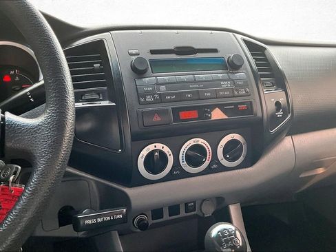 Used 2010 Toyota Tacoma PreRunner image 10