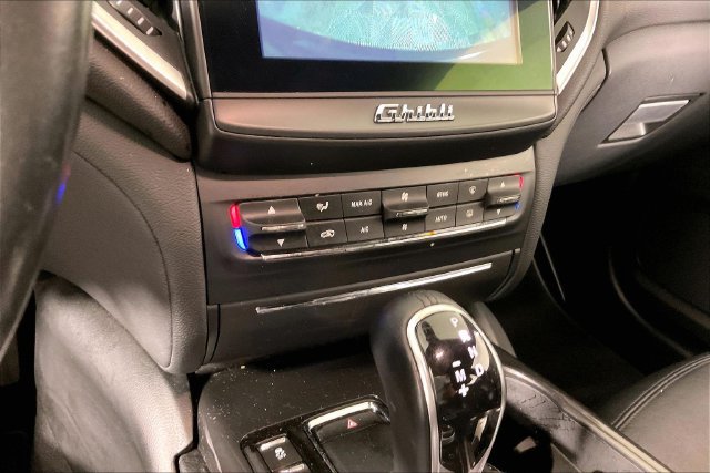 Used 2017 Maserati Ghibli RWD image 13